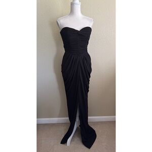 Chic Black Strapless Evening Gown